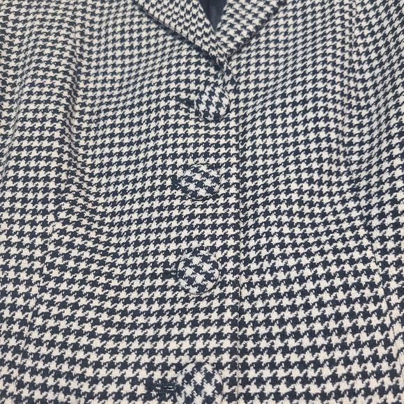Moschino Houndstooth White & Black Wool Blend Blazer - Picture 4 of 11